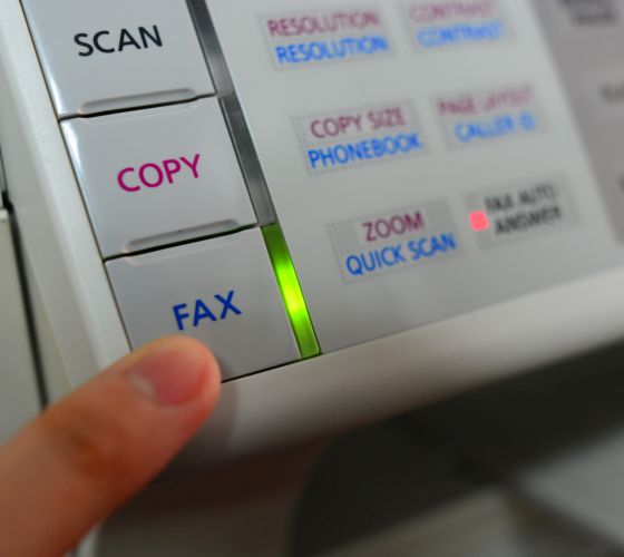 FAXのための無駄な出社の削減